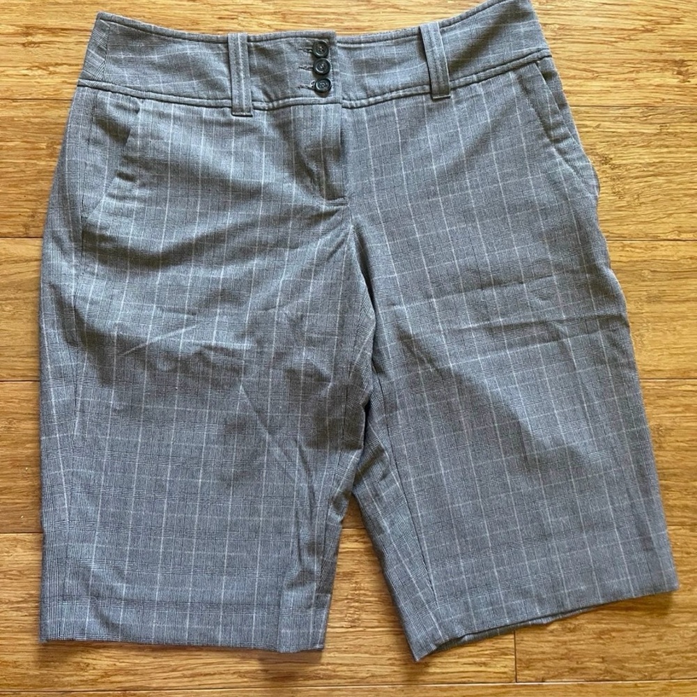 Michael Kors plaid dress capri pants - Size 6
